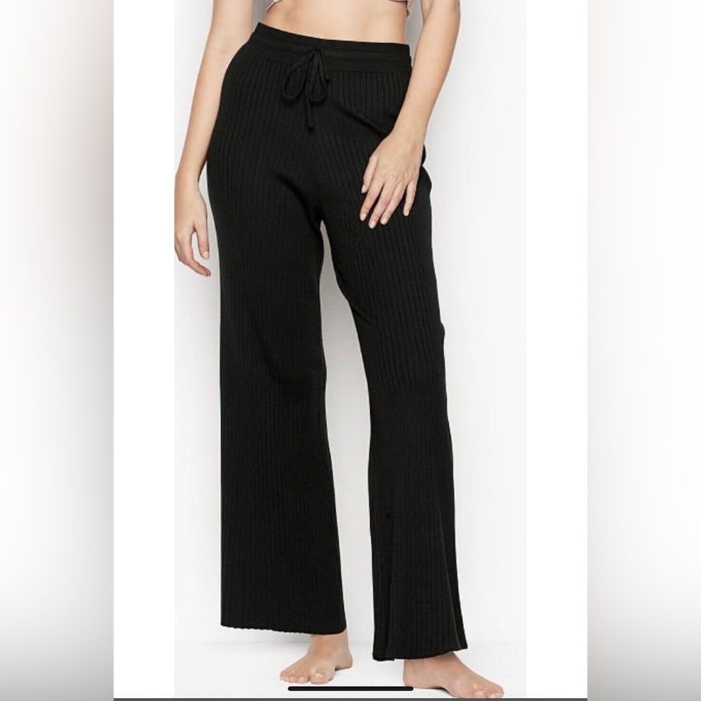 Wide leg lounge set in black
